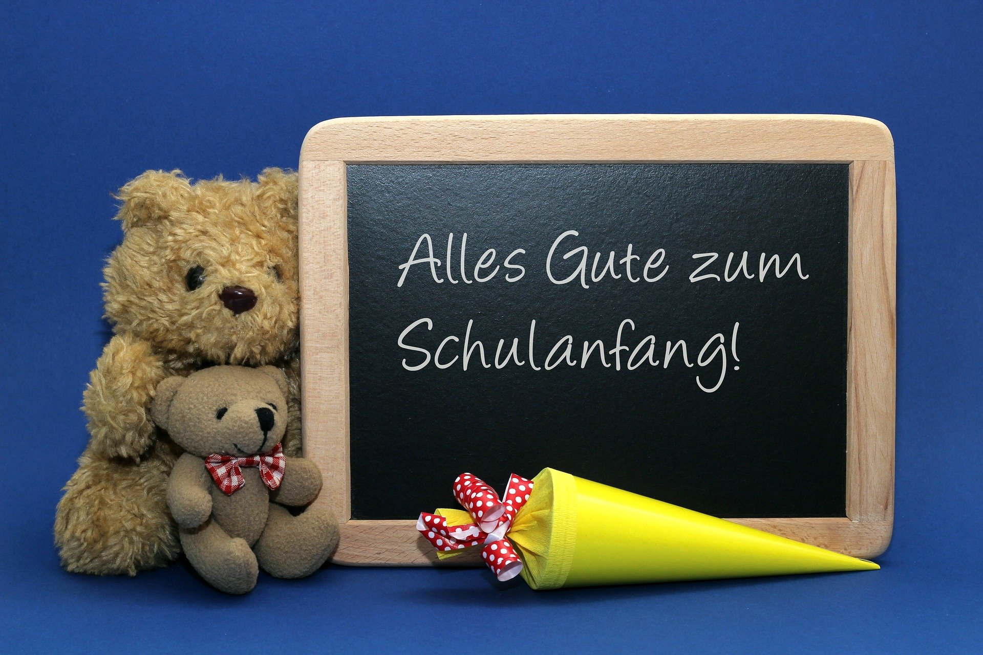 Symbolfoto Einschulung Schule