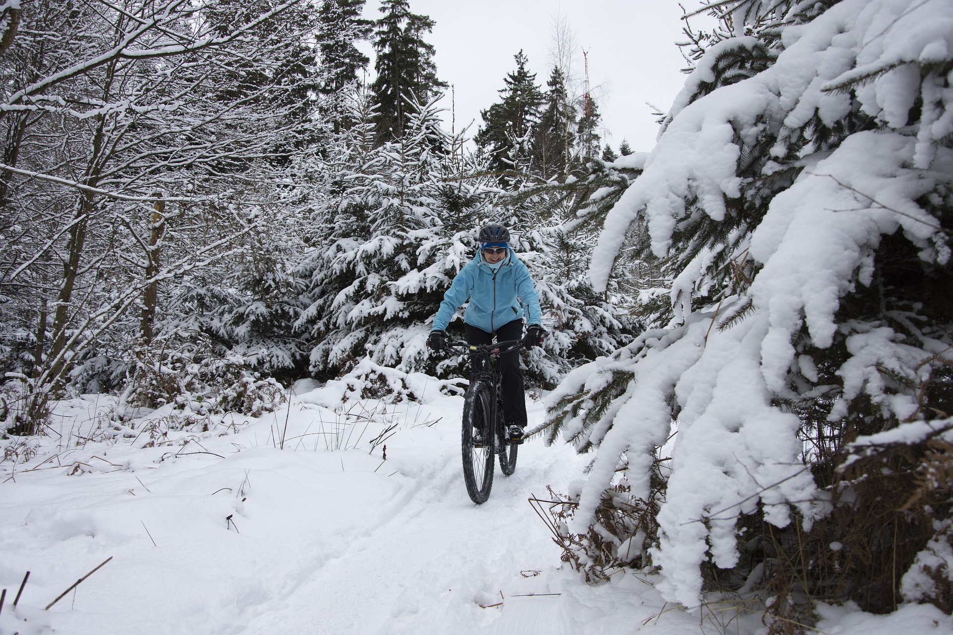 Symbolfoto Fahrrad Winter